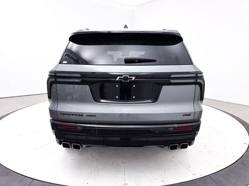 Used 2024 Chevrolet Traverse RS w/ LPO, Floor Liner Package AWD/4WD image 18