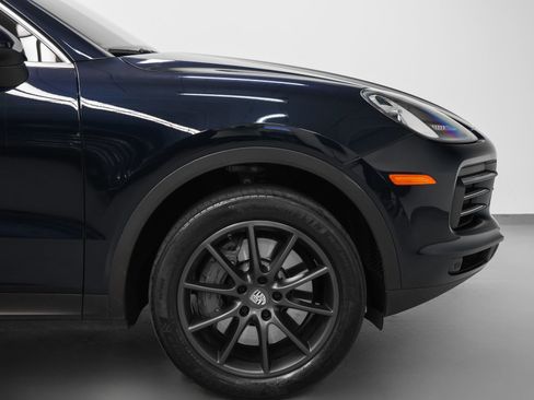 Certified 2019 Porsche Cayenne S image 14