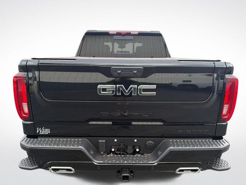 New 2026 GMC Sierra 1500 Denali Ultimate w/ LPO, Black Badging Package AWD/4WD image 4