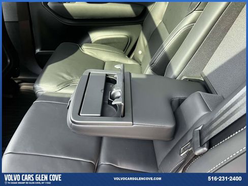 Used 2026 Volvo XC90 B6 Ultra w/ Protection Package AWD/4WD image 12