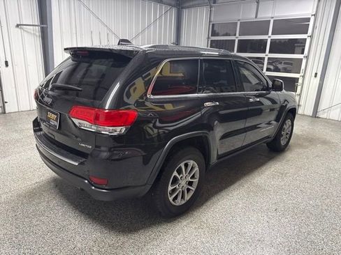 Used 2016 Jeep Grand Cherokee Limited w/ Luxury Group II AWD/4WD image 16