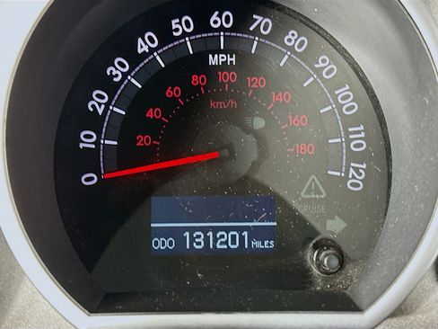 Used 2010 Toyota Sequoia Limited image 19