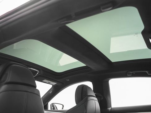 Used 2022 BMW M850i xDrive image 54