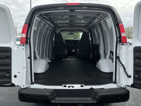 New 2025 Chevrolet Express 2500 w/ Driver Convenience Package RWD image 25