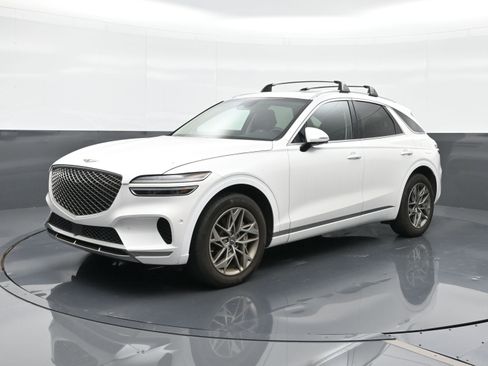 Certified 2023 Genesis GV70 2.5T w/ Advanced Package AWD/4WD image 1