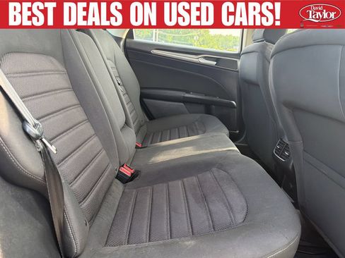 Used 2020 Ford Fusion SE FWD image 36