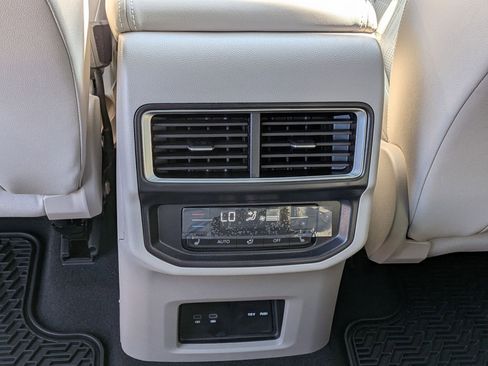 New 2026 Volkswagen Atlas SEL Premium R-Line AWD/4WD image 31