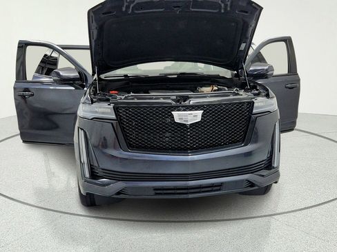 Certified 2024 Cadillac Escalade Sport w/ LPO, ONYX Package AWD/4WD image 15