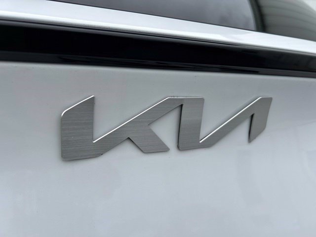 Used 2023 Kia Sportage EX FWD image 58
