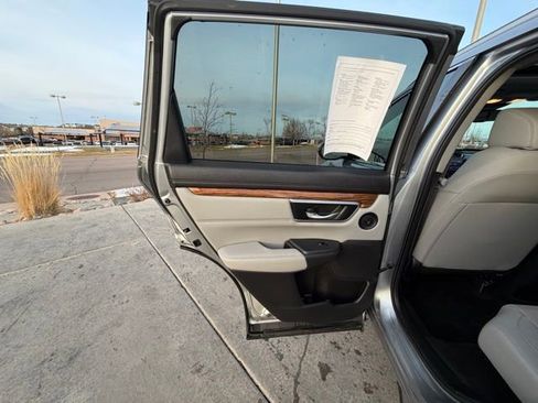 Used 2022 Honda CR-V Touring image 21