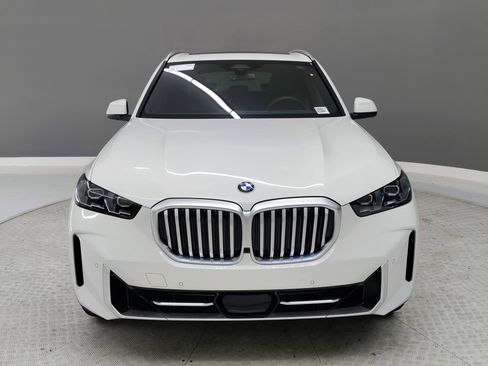 Used 2026 BMW X5 sDrive40i w/ Parking Assistance Package image 2