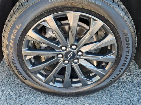 Used 2023 Chevrolet Traverse RS w/ LPO, Floor Liner Package AWD/4WD image 8