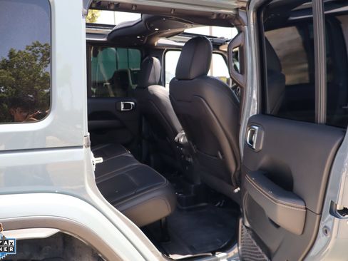 Used 2025 Jeep Wrangler Unlimited Rubicon 392 AWD/4WD image 26
