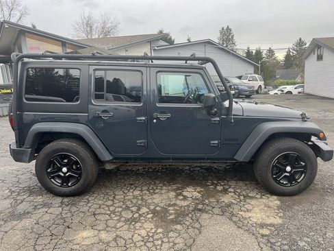 Used 2016 Jeep Wrangler Unlimited Sport w/ Power Convenience Group image 15