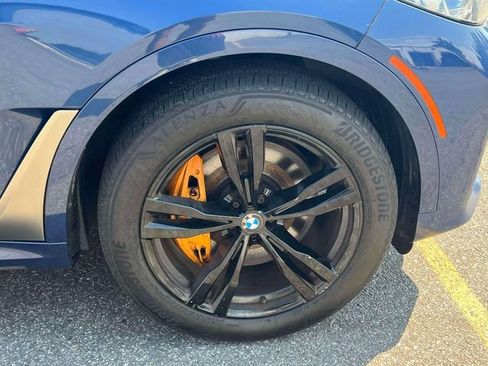 Used 2020 BMW X7 M50i w/ Dynamic Handling Package AWD/4WD image 15