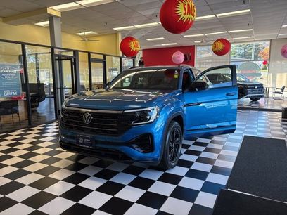 Certified 2025 Volkswagen Atlas Cross Sport SEL R-Line