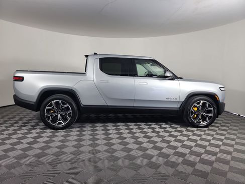 Used 2023 Rivian R1T Adventure image 6
