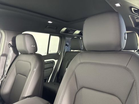 Certified 2025 Land Rover Defender 110 S image 25