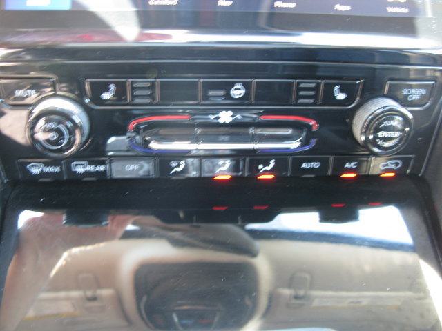 Used 2023 Jeep Grand Cherokee Limited AWD/4WD image 25