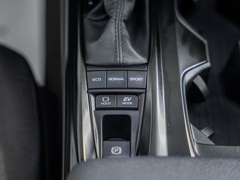 Certified 2025 Toyota Camry LE image 26