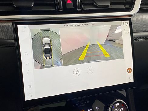 Used 2021 Jaguar F-PACE SVR image 27