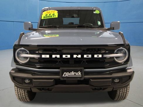 Used 2025 Ford Bronco Outer Banks AWD/4WD image 25