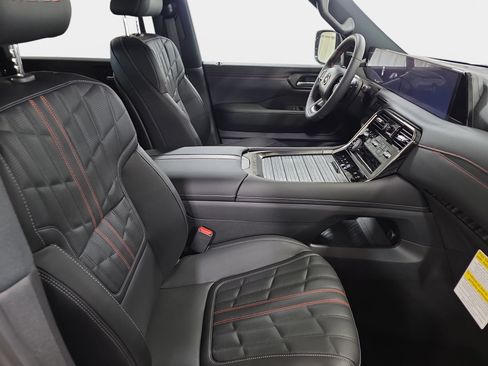 New 2026 Nissan Armada PRO-4X AWD/4WD image 10