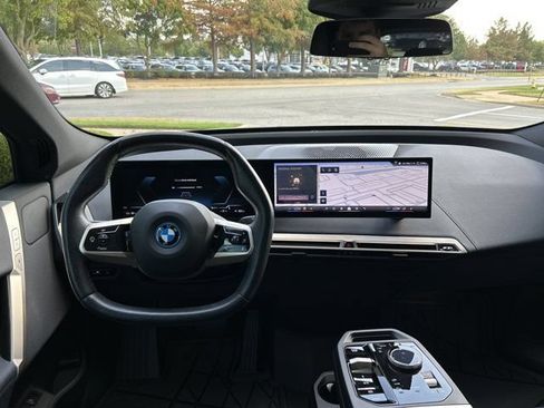 Certified 2024 BMW iX xDrive50 AWD/4WD image 18