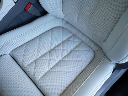 New 2026 BMW X5 xDrive40i w/ M Sport Package image 12