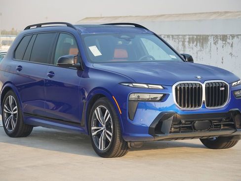 Used 2025 BMW X7 M60i w/ Executive Package AWD/4WD image 3