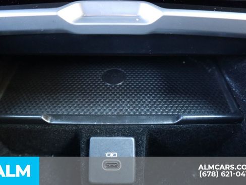 Used 2024 Land Rover Range Rover SE image 34