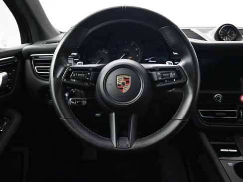 Certified 2024 Porsche Macan AWD/4WD image 13
