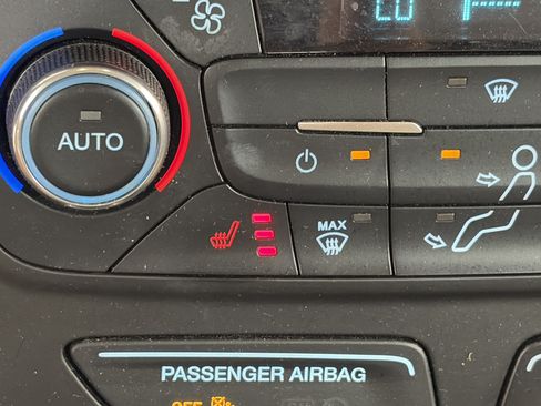 Used 2017 Ford Escape SE w/ SE Leather Comfort Package FWD image 25