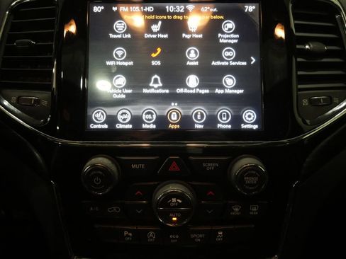 Used 2020 Jeep Grand Cherokee Altitude image 21