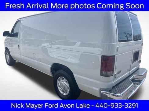 Used 2002 Ford E-150 and Econoline 150 RWD image 4