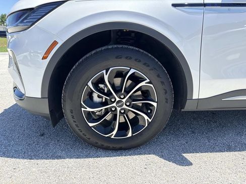 New 2026 Lincoln Nautilus Premier AWD/4WD image 10