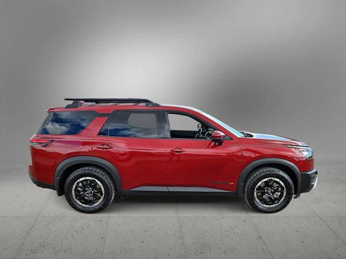 Used 2024 Nissan Pathfinder Rock Creek image 9