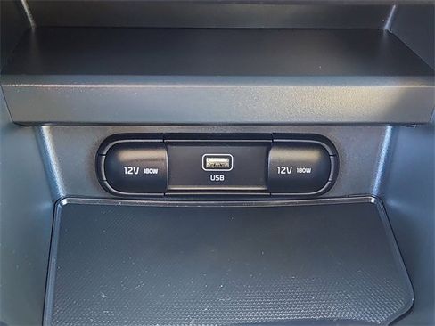 Used 2023 Kia Soul LX w/ LX Technology Package image 15