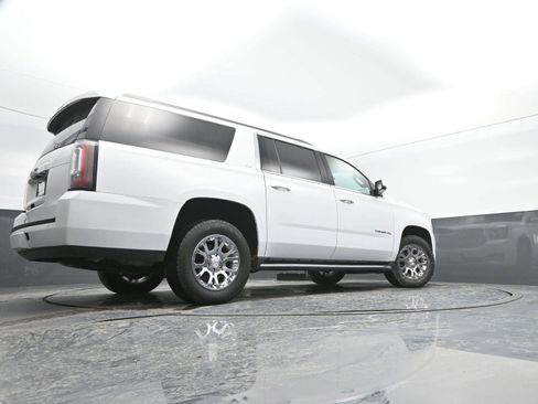 Used 2017 GMC Yukon XL SLT image 39