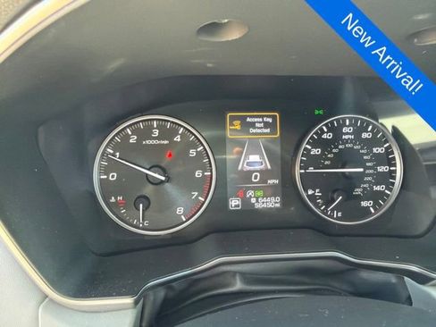 Used 2023 Subaru Outback Limited AWD/4WD image 10