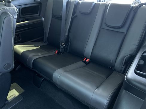 Used 2023 Subaru Ascent Onyx Edition Limited AWD/4WD image 24