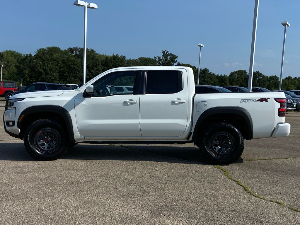 Used 2026 Nissan Frontier PRO-4X AWD/4WD image 6