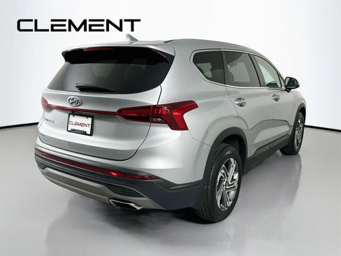 Used 2023 Hyundai Santa Fe SE FWD image 7