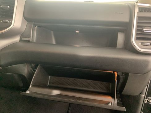 Used 2019 RAM 1500 Big Horn image 42