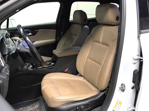 Used 2020 Chevrolet Blazer Premier w/ Driver Confidence II Package AWD/4WD image 4