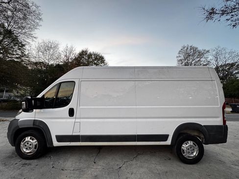Used 2017 RAM ProMaster 3500 w/ Interior Convenience Group image 4
