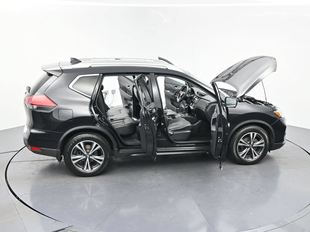 Used 2017 Nissan Rogue SL w/ SL Premium Package FWD image 27