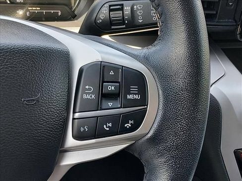 Used 2023 Ford Explorer XLT RWD image 23