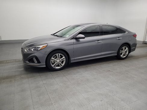 Used 2019 Hyundai Sonata Limited FWD image 2