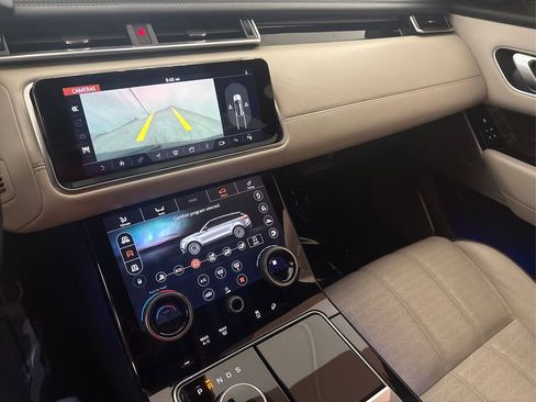 Used 2018 Land Rover Range Rover Velar AWD/4WD image 37